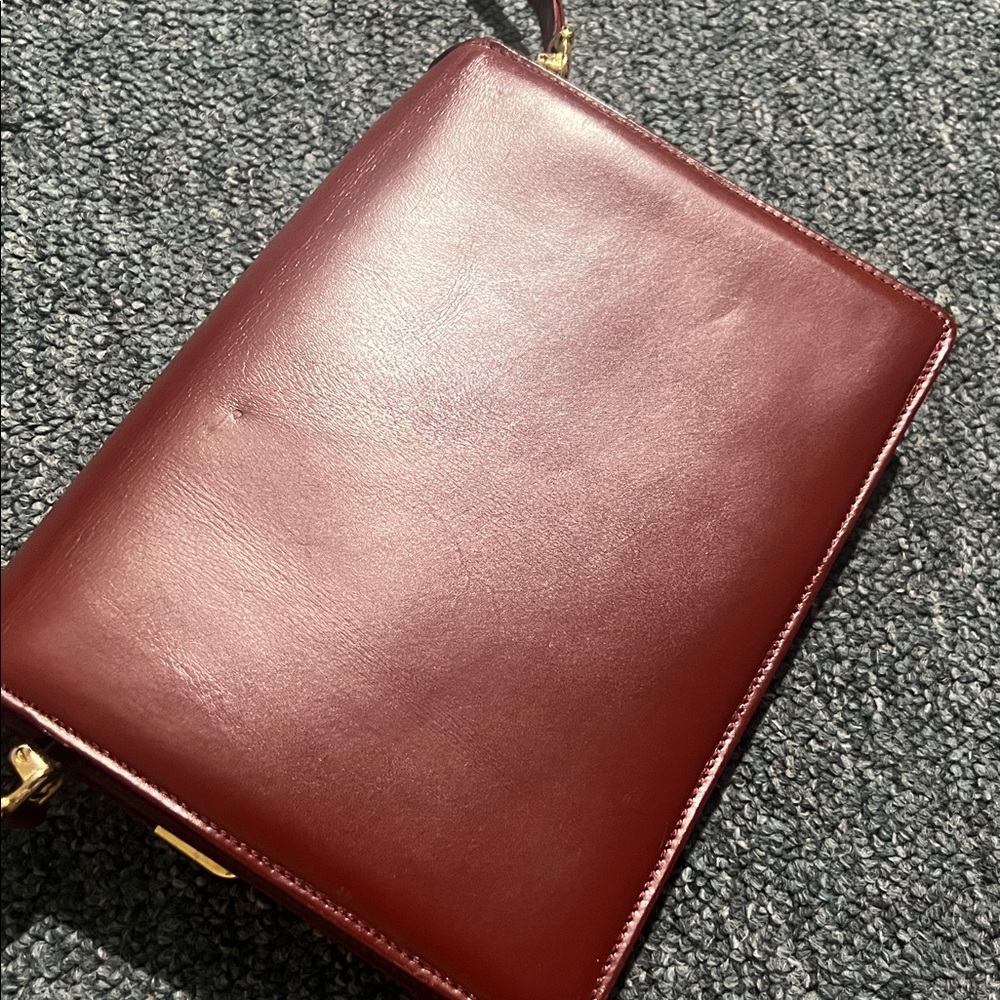 vintage Cartier Must de Cartier shoulder bag bordeaux leather gold-tone hardware - Picture 13 of 14